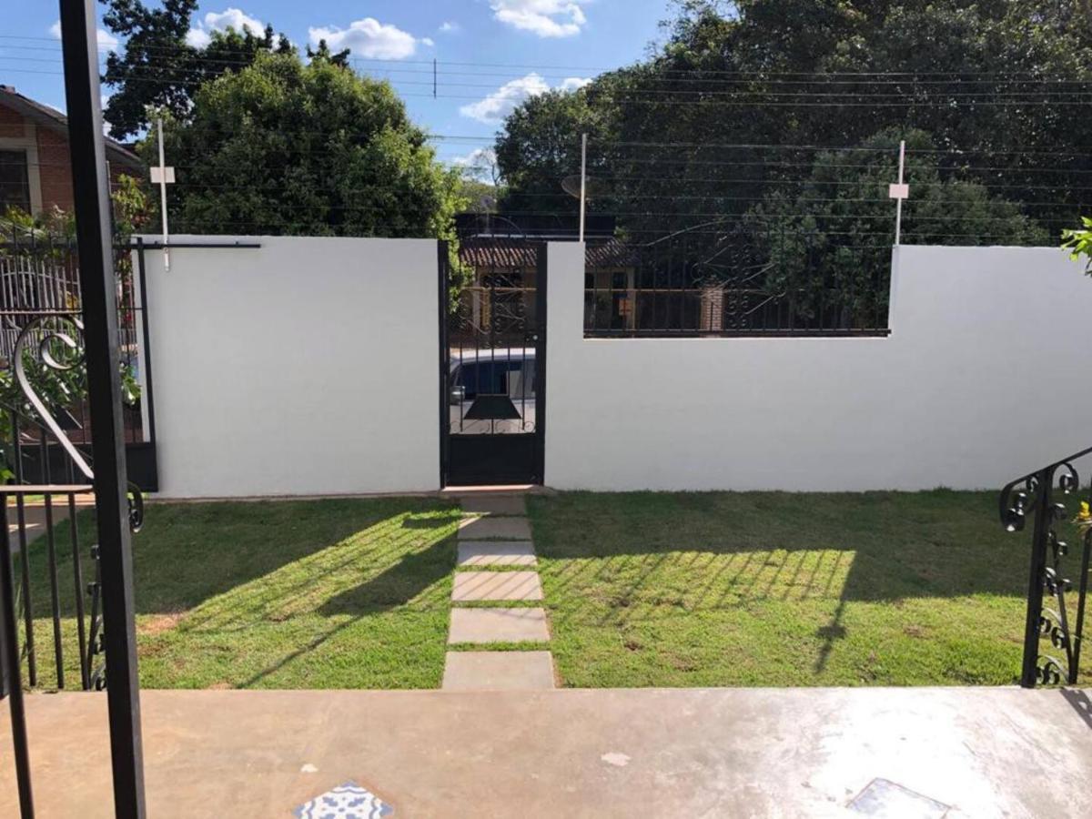 Casa Bela E Confortavel Em Chapada dos Guimarães Esterno foto